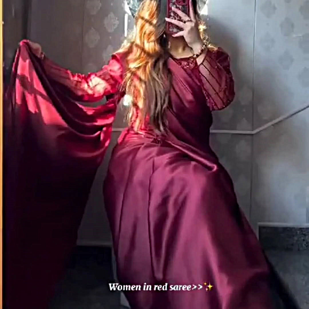 Heavy Sequence Embroidered With Pearls Attached Blouse And Four Sided Sequence And Pearls Work On Complete 7 Yards Saree With Petticoat Sequence Seperate Belt