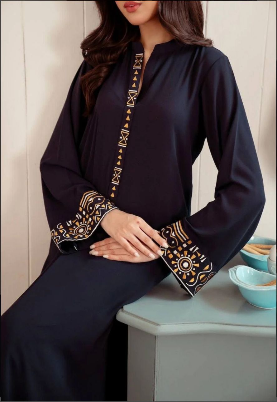 New Arrival Embroidery 2 PIECE Suit